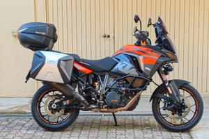 × KTM 1290 SUPER ADVENTURE S ×