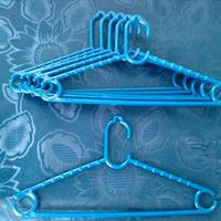 🧒 Set 6 attaccapanni bambini in plastica blu
