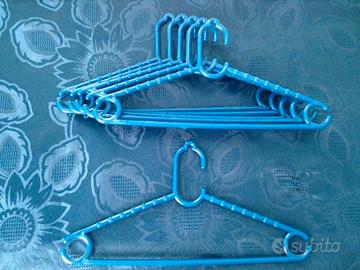 🧒 Set 6 attaccapanni bambini in plastica blu