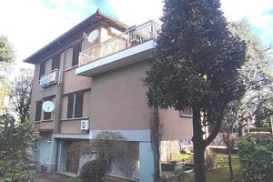 Villa di 320 m² con più di 5 locali a Broni