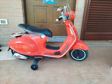 Vespa elettrica per bambini