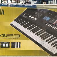 Yamaha PSR-E423 – Tastiera 61 tasti in ottime cond