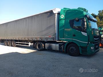 Iveco Stralis semirimorchio viberti 