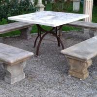 TAVOLO CON PANCHINE