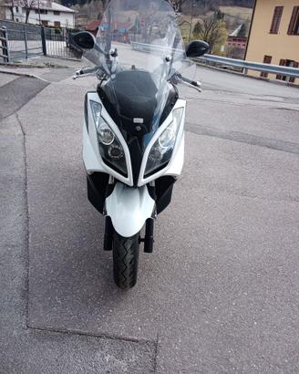 Scooter KYMCO Downtown 300i ABS