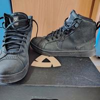 scarpe taglia n. 42