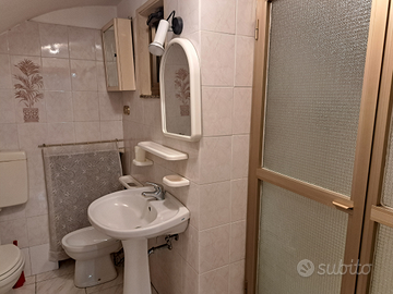 Monolocale indipendente con finestra