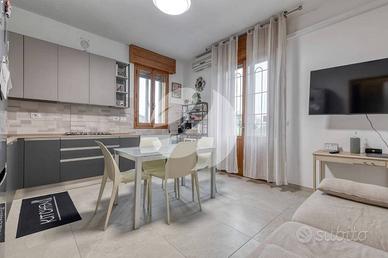 Appartamento di 98 m² con 4 locali a Bologna