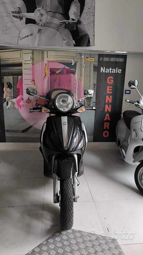 Subito - NATALMOTO - Piaggio Beverly 250 - 2009 - Moto e Scooter In vendita  a Napoli