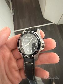 Hamilton Khaki Navy Scuba Day Date Auto