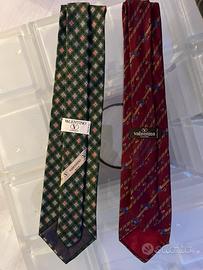 👔 Coppia Esclusiva di Cravatte Valentino V/