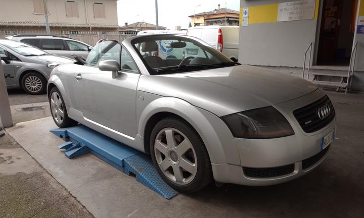 AUDI TT 1ª serie - 2000