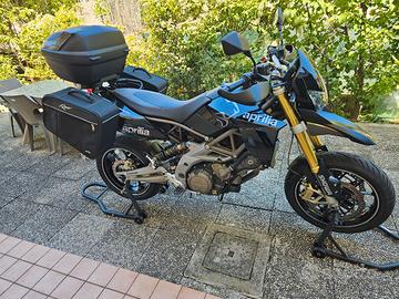 Aprilia Dorsoduro 750