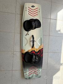 Tavola kitesurf Naish Motion 134*41 2023