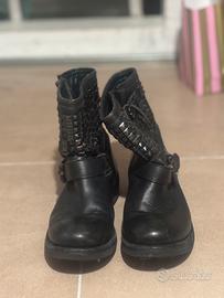 Stivale Ash con borchie