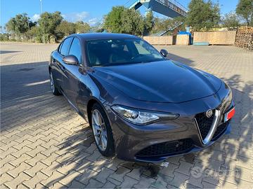 ALFA ROMEO GIULIA 2.2 Turbo Diesel 180 CV Q4