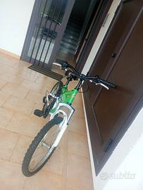 come nuova usata 2 volte solo