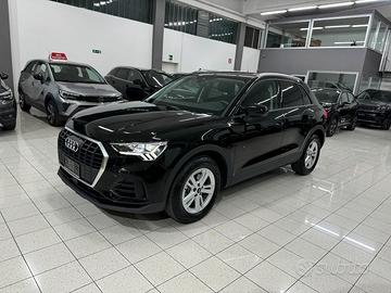 Q3 35TDI S tronic LED MATRIX VETRI SCURI PARI NUOV