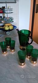 Caraffa e bicchieri vintage
