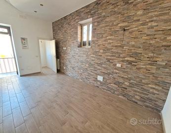 Capodichino- bilocale ristrutturato