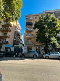 5 vani con terrazzo zona montepellegrino