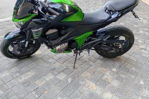  Kawasaki Z800