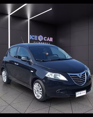LANCIA Ypsilon 1.2 69 CV 5 porte GPL Ecochic Silve