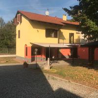 Villa circondata da un parco di 3500mq