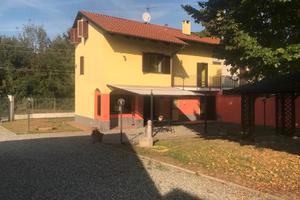 Villa circondata da un parco di 3500mq