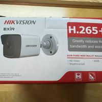 Telecamera IP 4MP hikvision DS-2CD1043G0-I