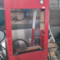 pressa idropneumatica 40 tonn