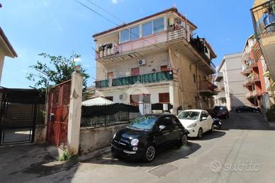 3 LOCALI A PALERMO