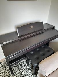 Pianoforte Yamaha Clavinova CLP-840 + sgabello