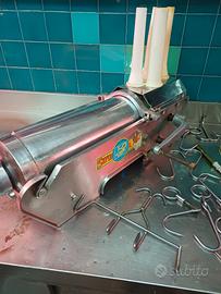 macchina isaccatrice