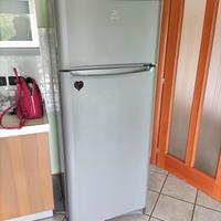 grande frigorifero INDESIT TEAAN 5 70cm