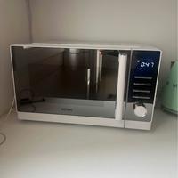 Microonde compatto Koenig