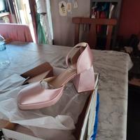 scarpe in raso