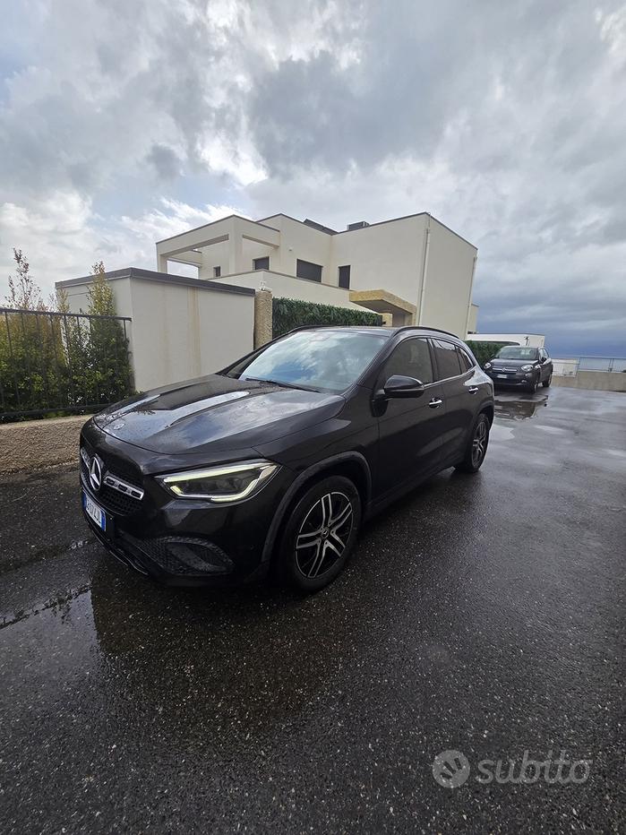 Mercedes-Benz GLA (X156)