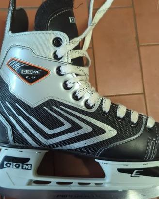 Pattini da ghiaccio CCM 37 appena affilati