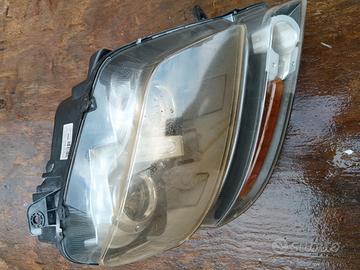 Farò anteriore dx fiat Ulisse 2.0 TDI 2005