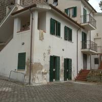 Casa di campagna con terreno