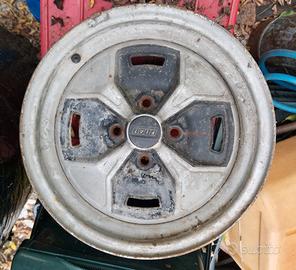 Fiat 131 132 cerchio  R13