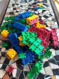 set da costruzioni ad incastro in plastica