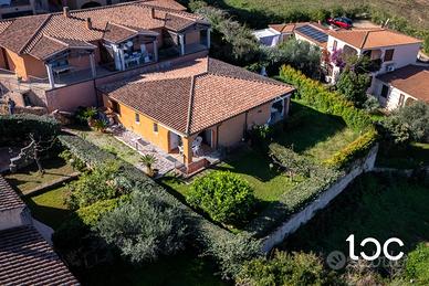 Villetta a schiera con giardino e vista panoramica