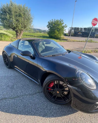 Porsche 911 Targa 4 GTS 3.0