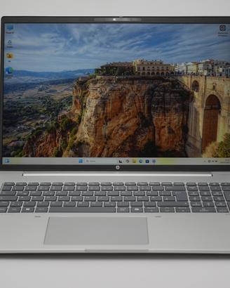 HP ProBook 460 G11 Ultra 7 155U 32 GB 1TB SSD W11P