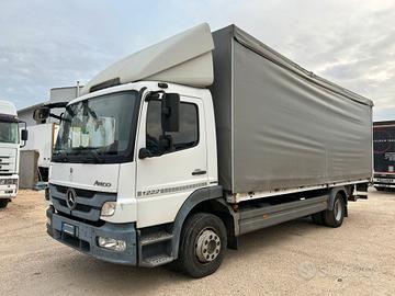 Mercedes Atego 1222 centinato con sponda