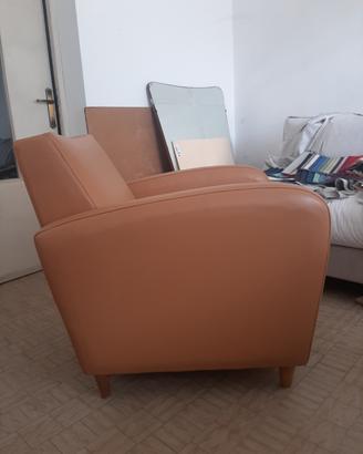 Poltrona in pelle