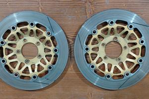 Dischi freno Suzuki RGV 250