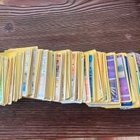 Stock carte pokemon con 2 raccoglitori